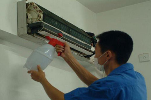 中央空調(diào)風(fēng)管清洗報(bào)價(jià)表_專業(yè)空調(diào)清洗